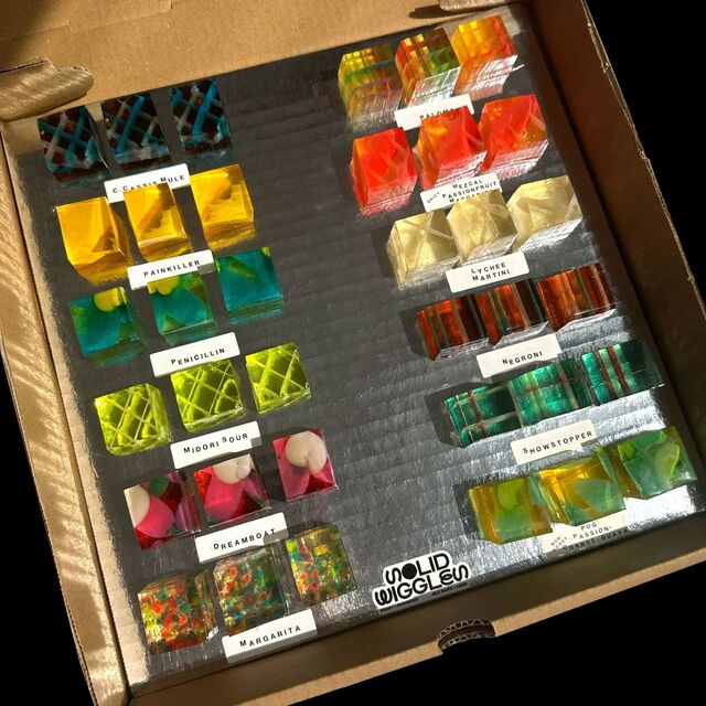 Solid Wiggles Holiday Sampler