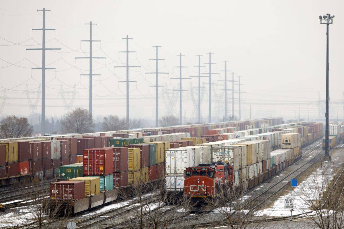 Canada Rail Strike Triggers Emergency Propane Shortage In Quebec ...