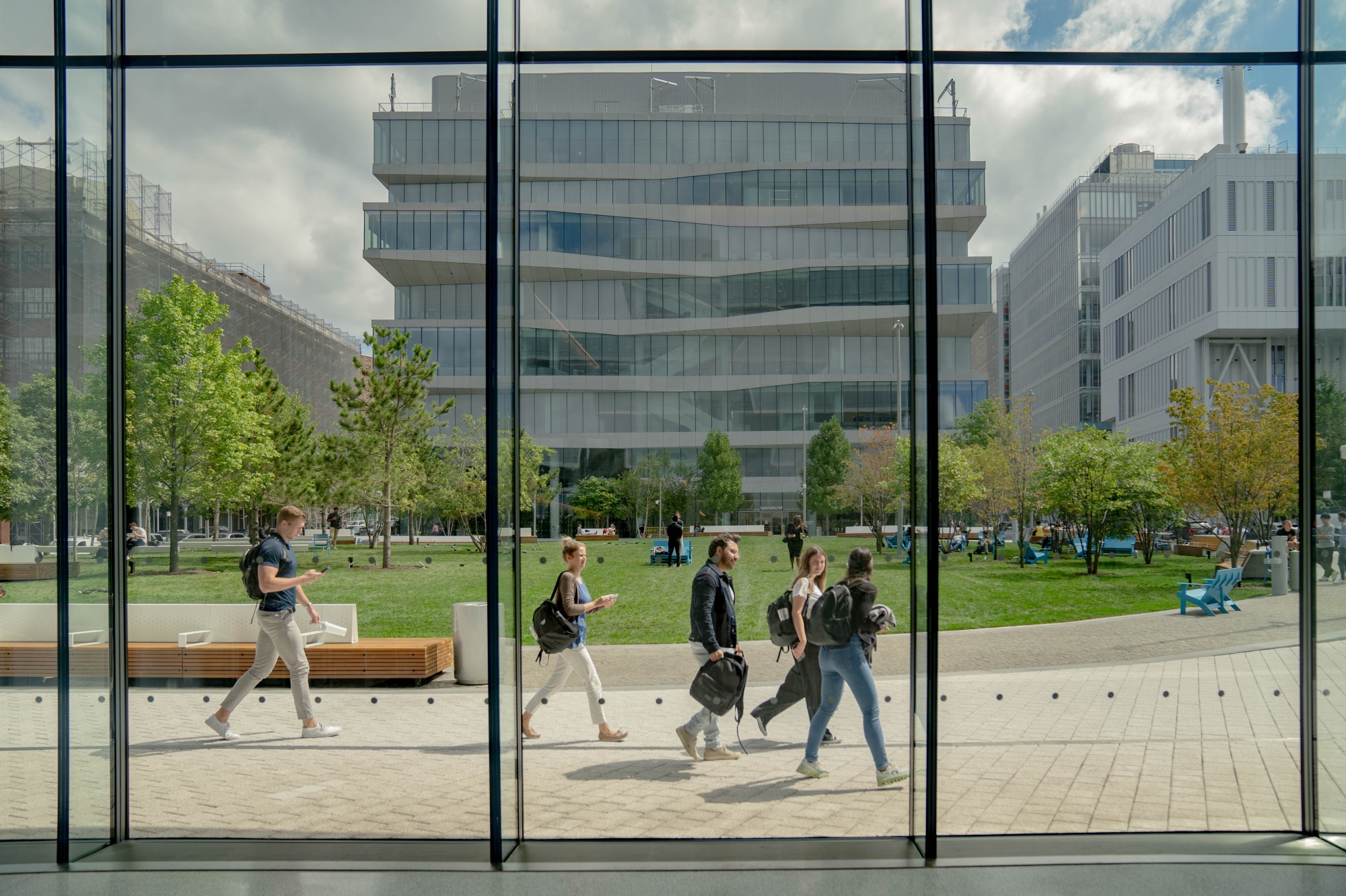 Columbia Business School New Campus Opens In Manhattanville Bloomberg