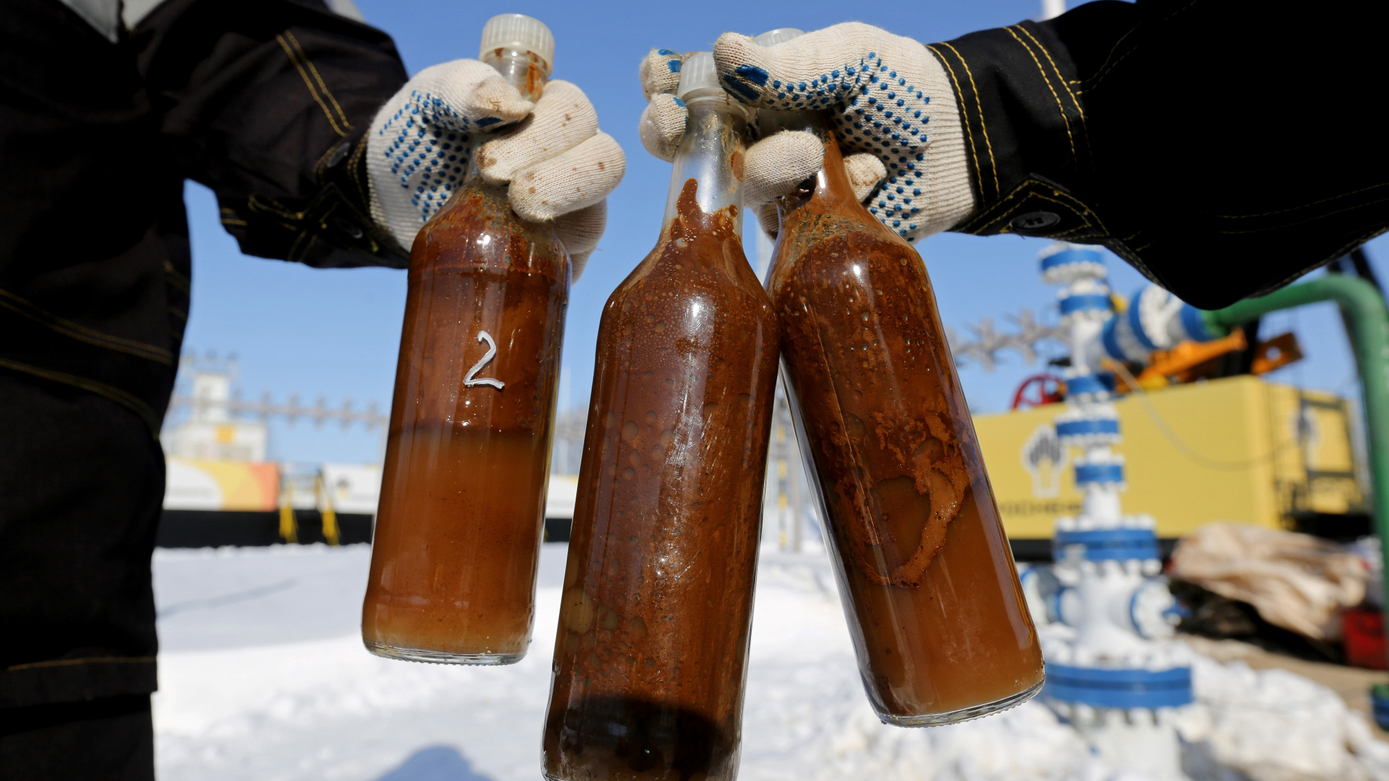 Oil Wavers on Mixed Demand Signals Oil Wavers on Mixed Demand Signals