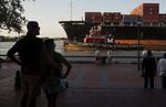 Shipping port trade