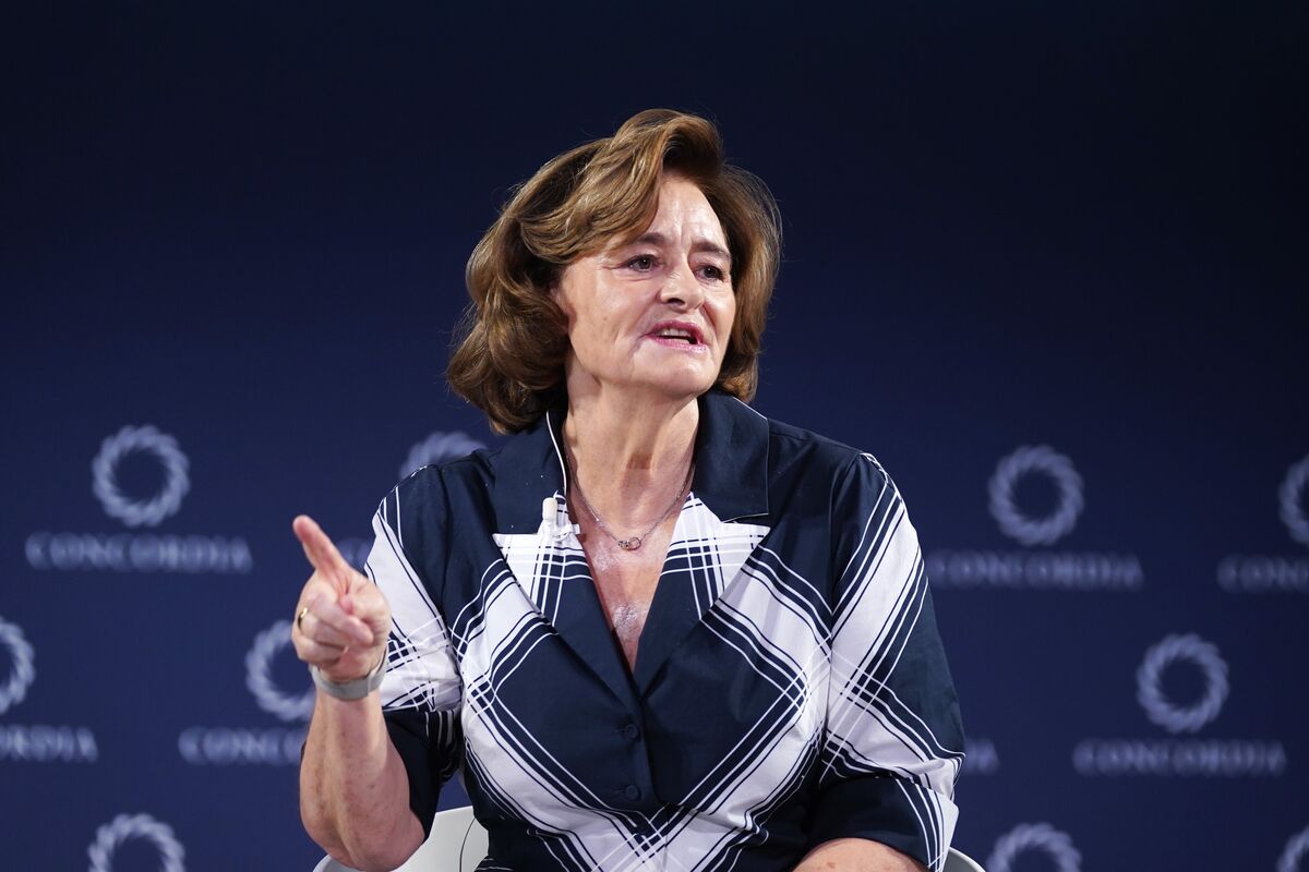 Economy May Grow 20% With Female Participation, World Bank Says