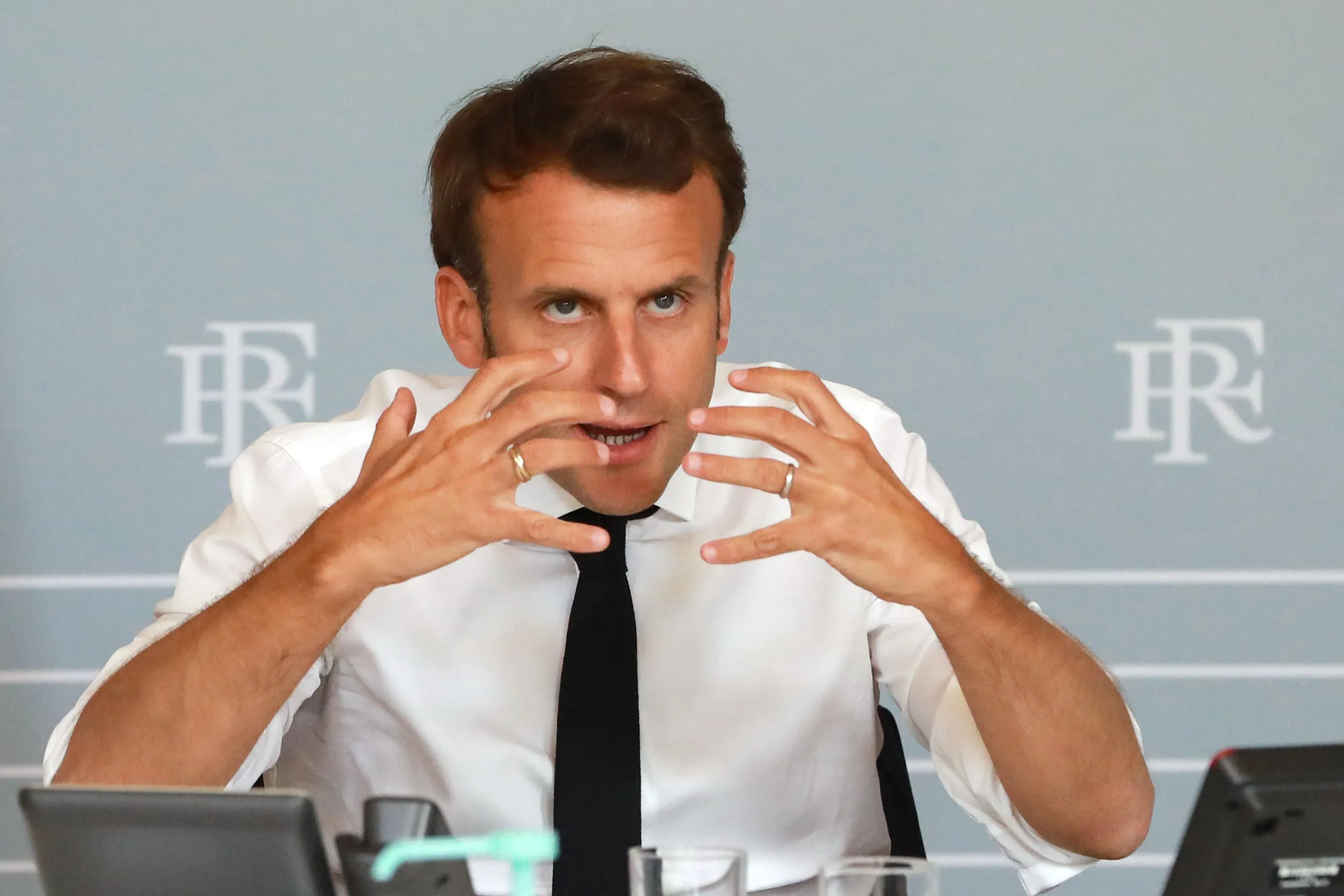 Macron is rolling&nbsp;up his sleeves.