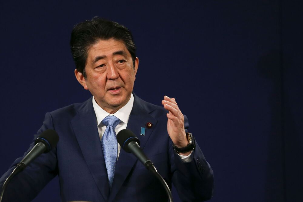 安倍首相 憲法改正 本丸 ９条 に照準 民共は反発 中国も関心 Bloomberg