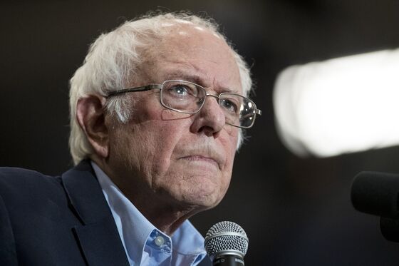 Bernie Sanders Sets Aside Firebrand Role for Rare Turn as Party Unifier