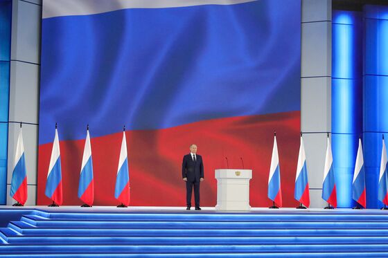Putin Is Keeping the West Guessing and That’s Just Fine With Him