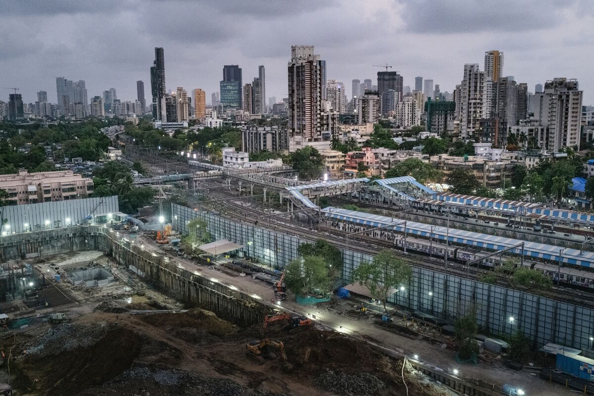 India Inc. Is Profitable. So Why Isn’t It Investing?