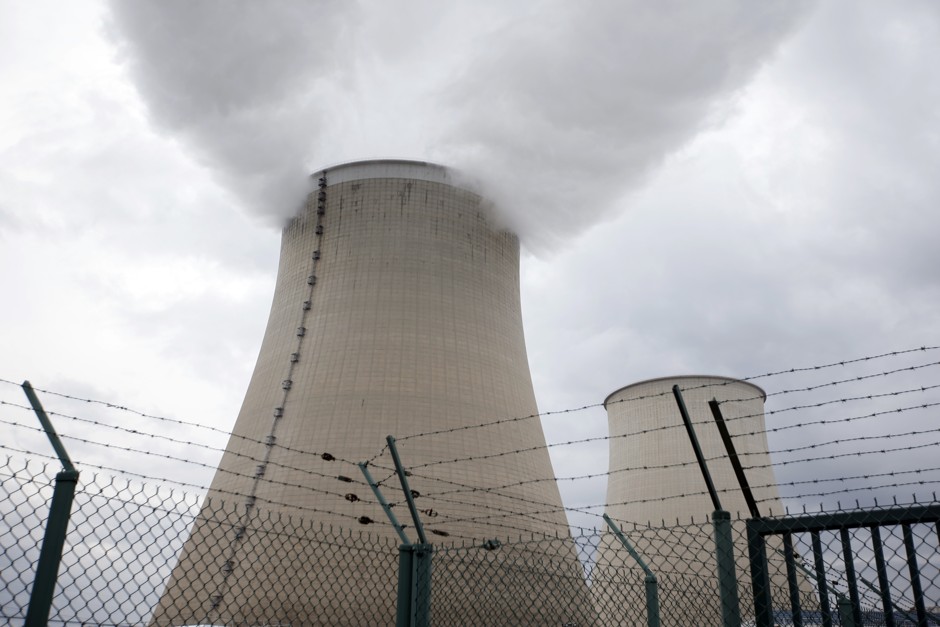 Steam rises from the cooling towers of the Electricite de France (EDF) nuclear power station at Nogent-Sur-Seine, France, November 13, 2015. 