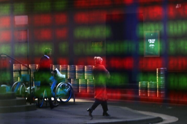 Australian Stocks Extend Gains After RBA Cuts Rates as Expected