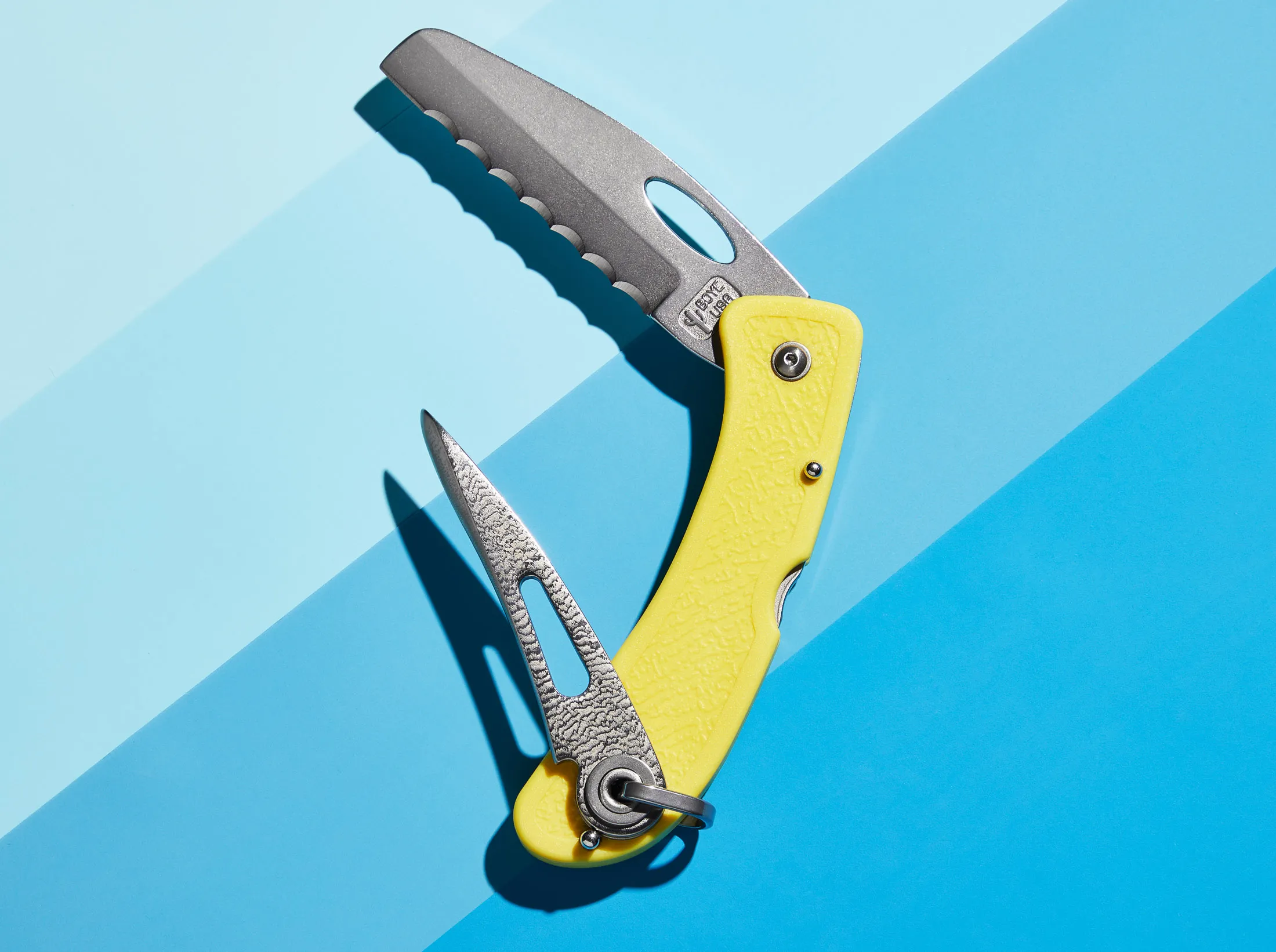 A Boye Knife With Marlinspike Gets Sailor Out of Knotty Situations -  Bloomberg
