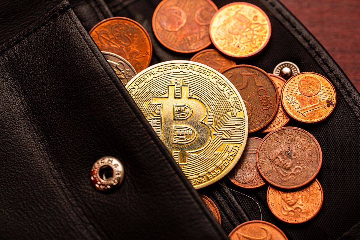 🟪"Società senza contante: l'aumento degli attacchi ai possessori di asset digitali e i suoi rischi"