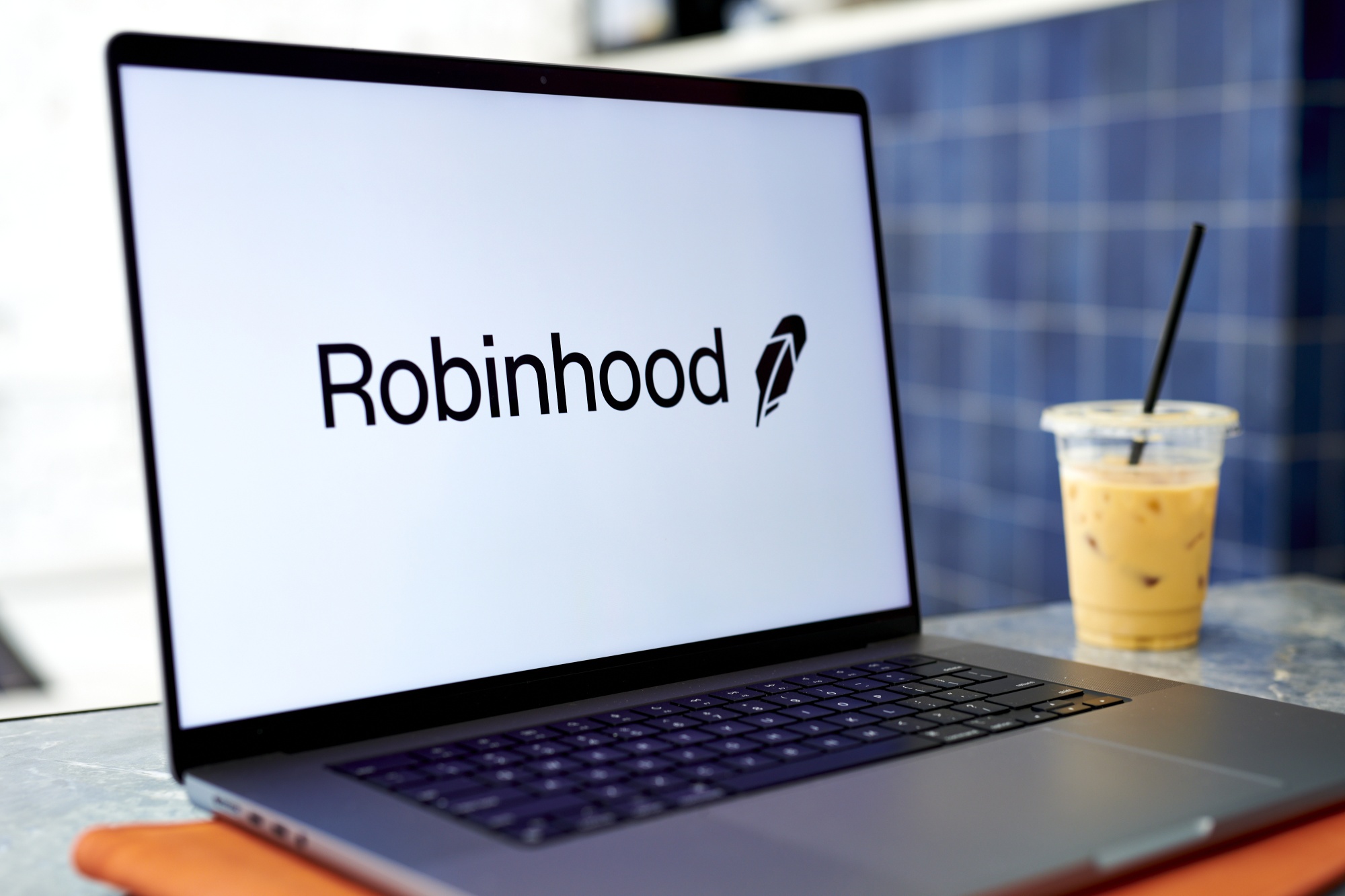 Robinhood Veterans' Fintech Parafin Raises $60 Million in Funding Round -  Bloomberg