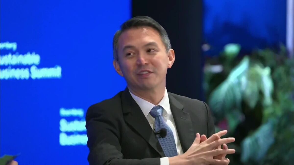⚫️ BLOOMBERG: "Sostenibilità e Crescita: Paul Tham di CapitaLand Investment al Bloomberg Sustainable Business Summit 2025"