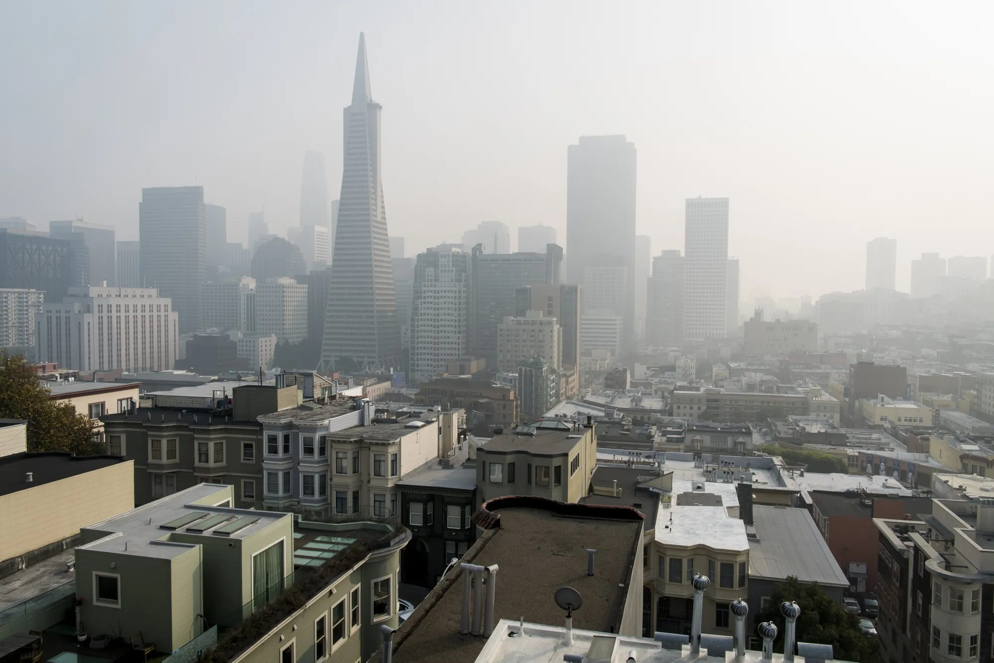San Francisco enveloped in smoke from wildfires on Nov. 16.