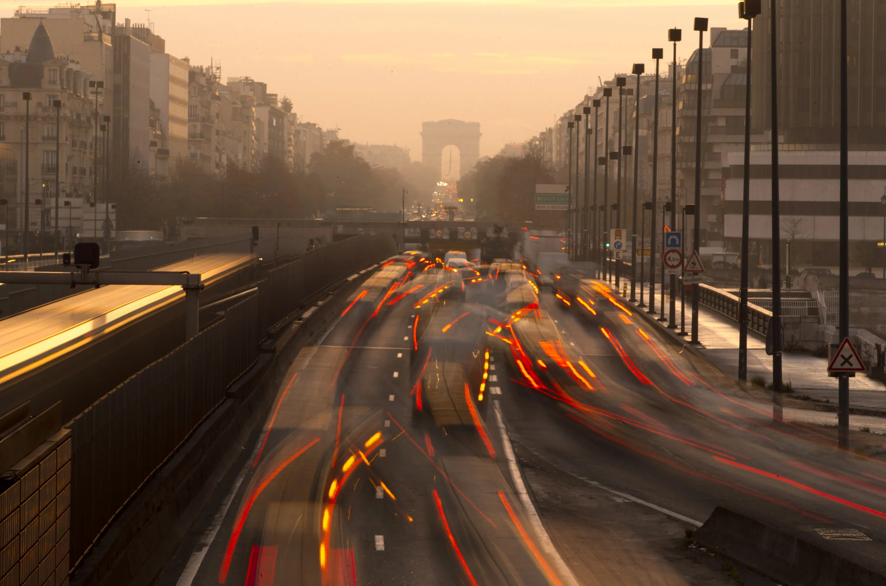 Traffic heading into Paris.

