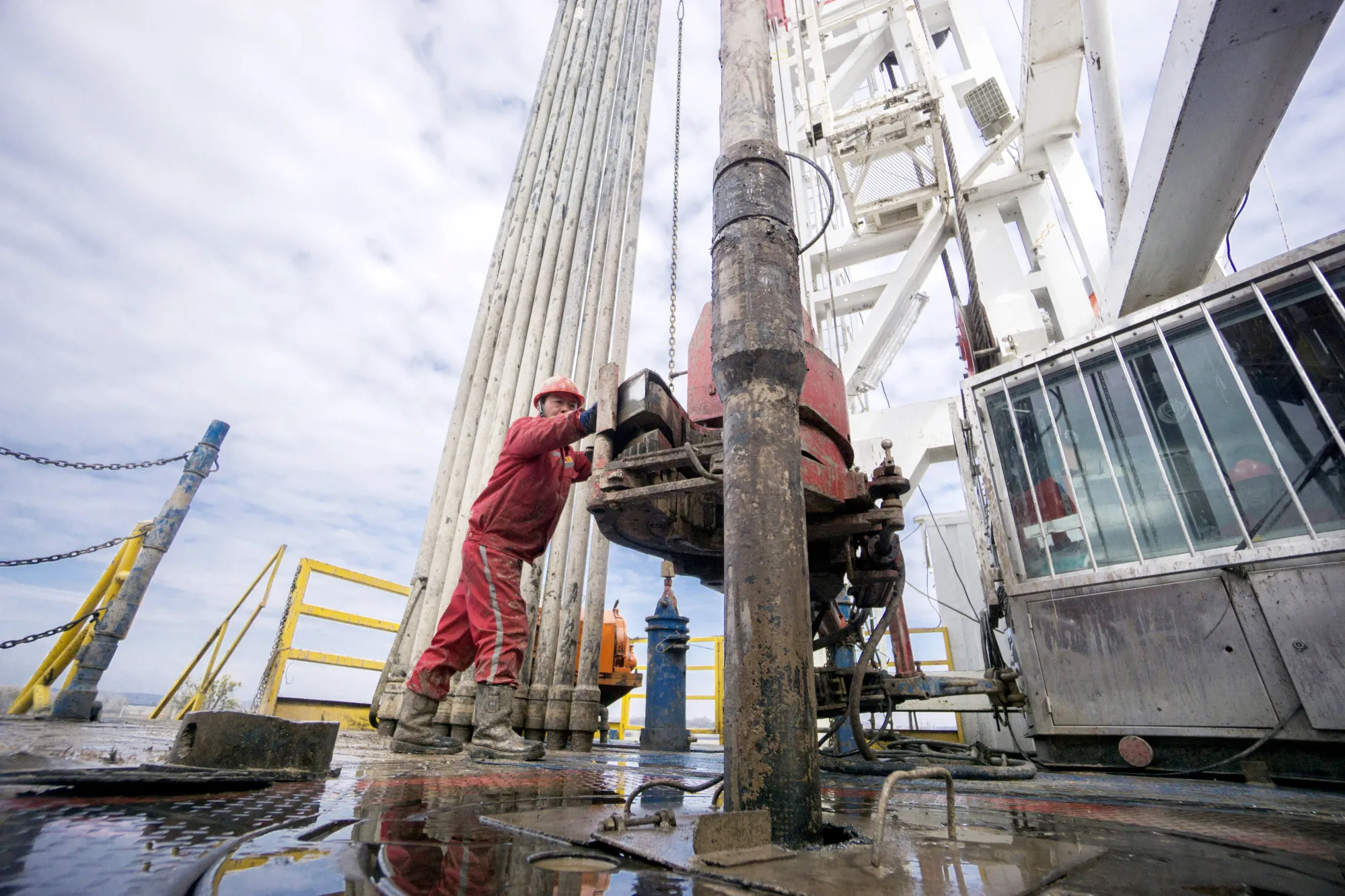 China's XinJiang Beiken Energy Engineering Stock Co. Ltd. Drills For Ukraine Gas