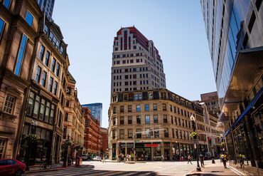 US Economy As Fed’s Favored Inflation Gauge Slows