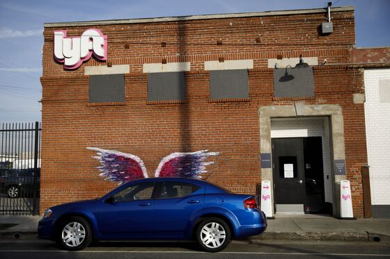 Lyft, the Perpetual No. 2, Gets Its Moment in the Spotlight