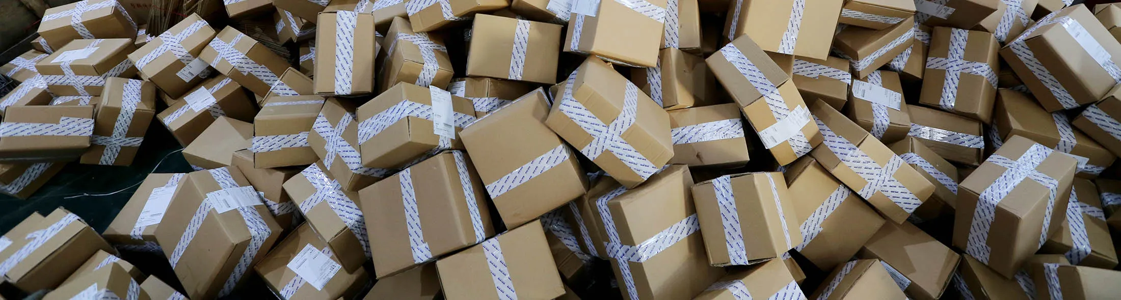 1495091899_china parcel ecommerce large lede