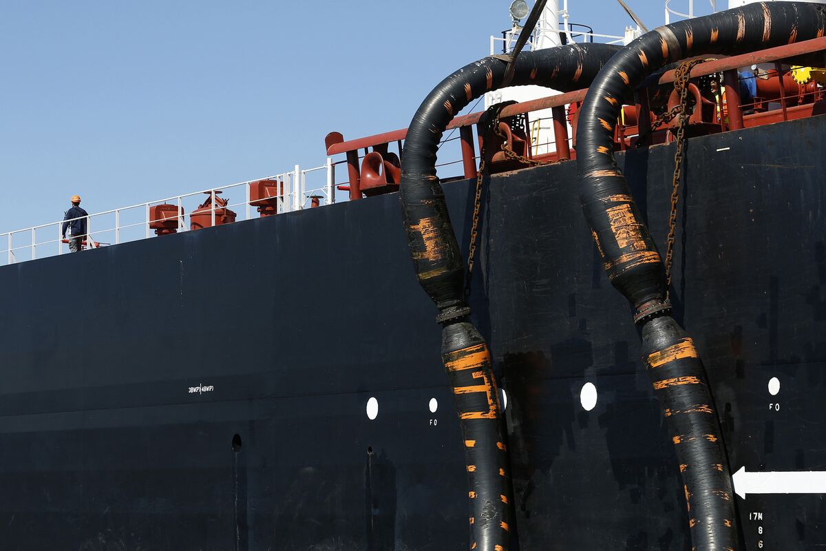 OPEC Has Few Escape Routes From Another Bear Market in Oil