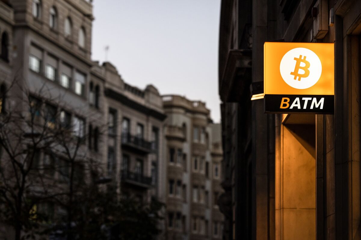 Strategy’s (MSTR) Bitcoin Gambit Takes New Form With ‘Perpetual’ Stock ...