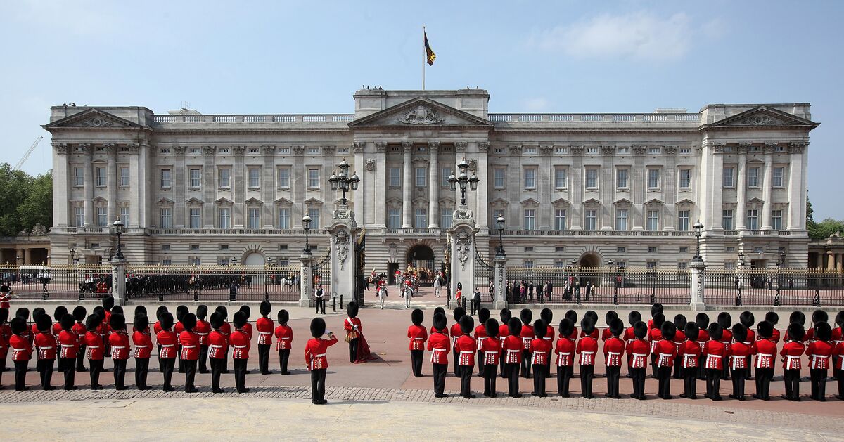How Much Is Buckingham Palace Worth? Valuation Soars on Hot UK