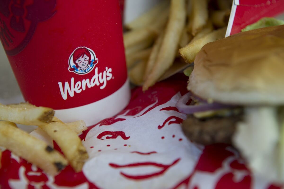 Peltz’s Trian Offers $1.4 Billion for Wendy’s, WSJ Reports