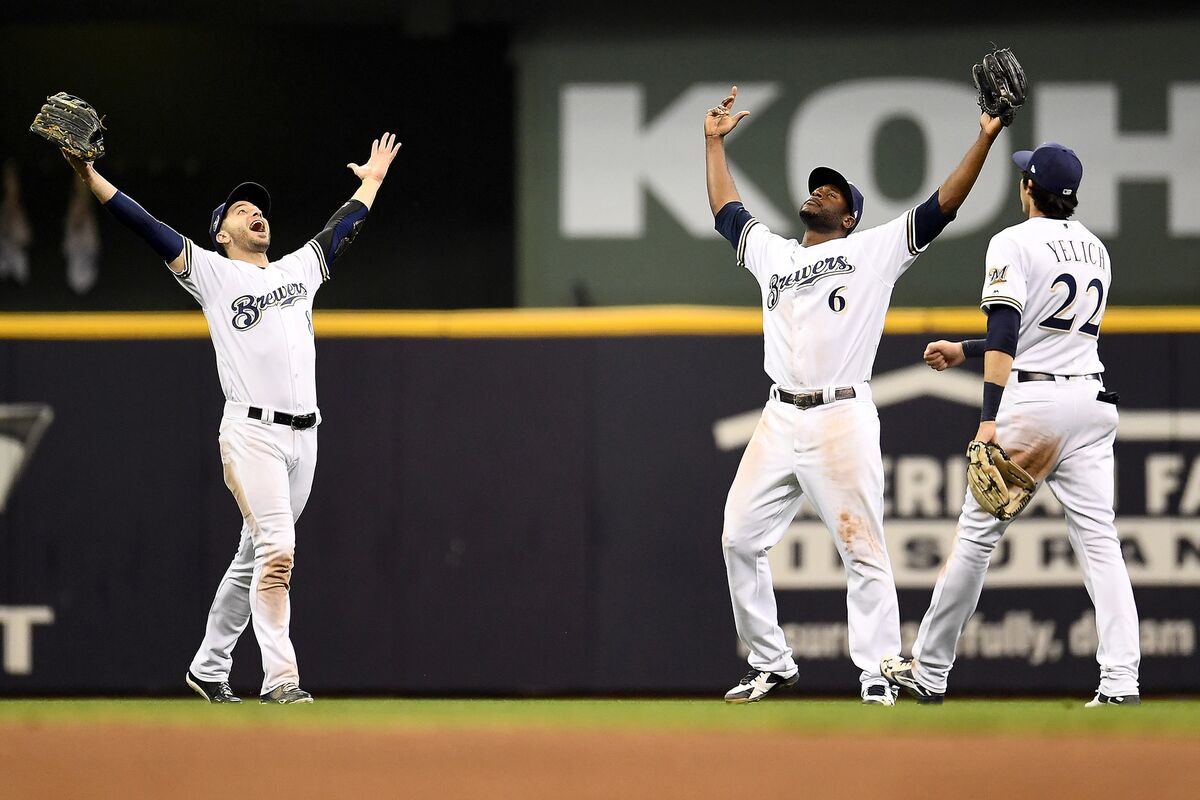 Ryan Braun booed in debut as Brewers top Dodgers