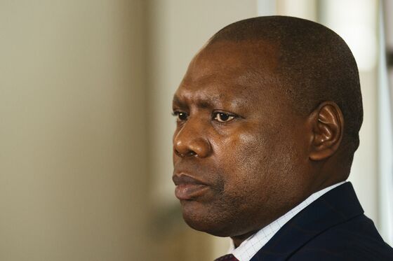 South Africa Health Minister Considers Quitting Over Scandal