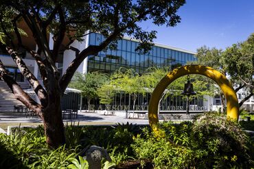 Rich Newcomers in Miami Price Out Teachers at $52,000 Schools