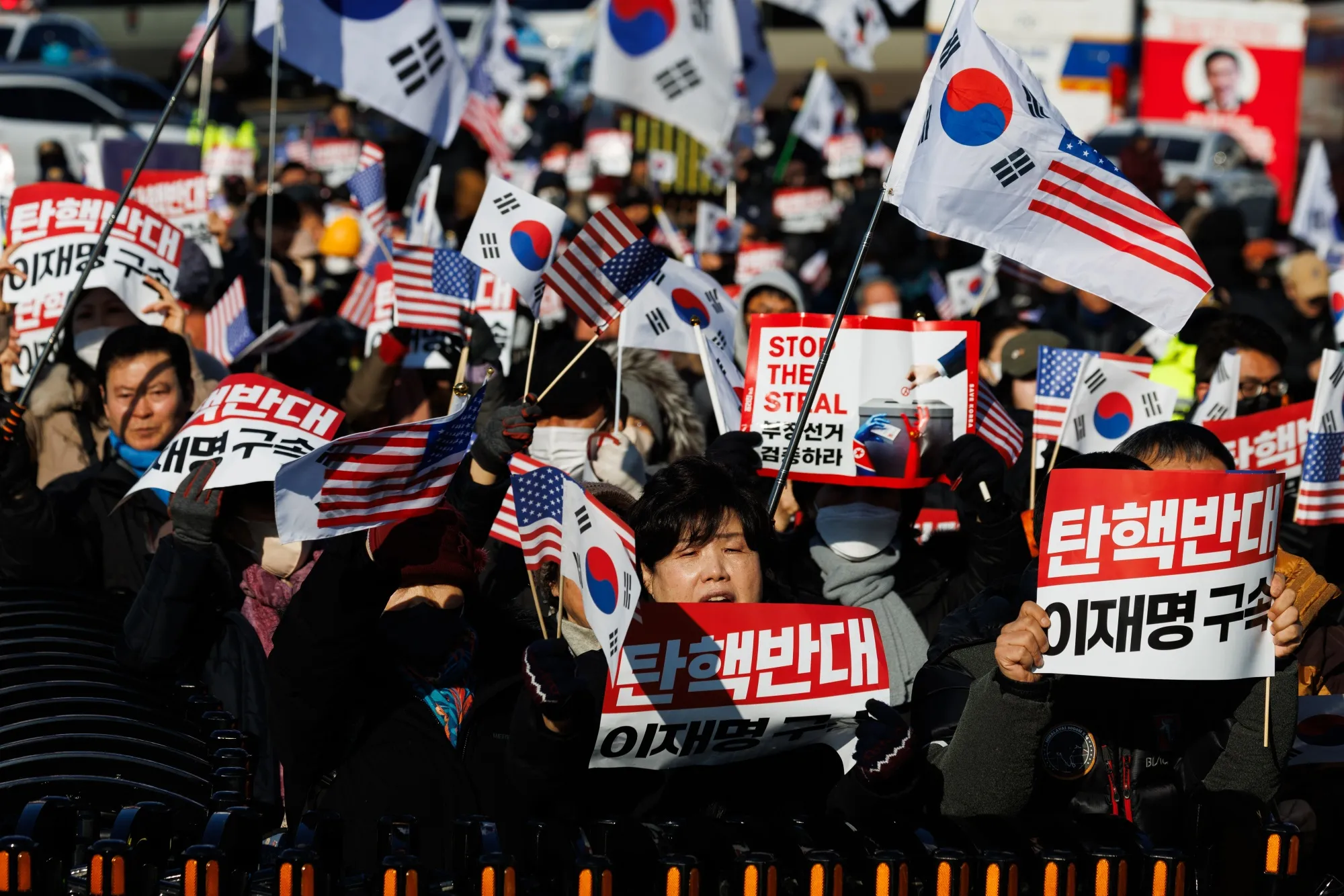South Korea’s political crisis shows no sign of ending.&nbsp;