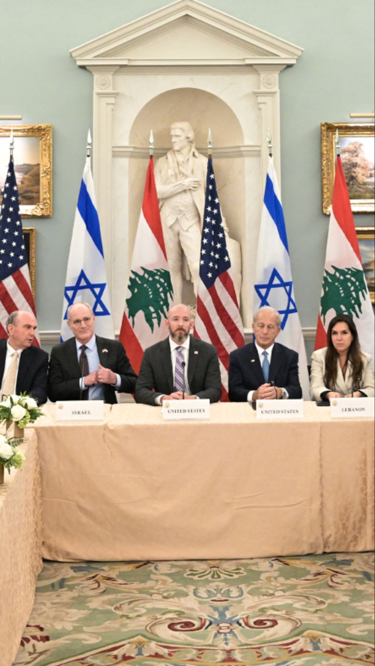 Israel, Lebanon Reach Ceasefire as US Seeks to Revive Iran Talks