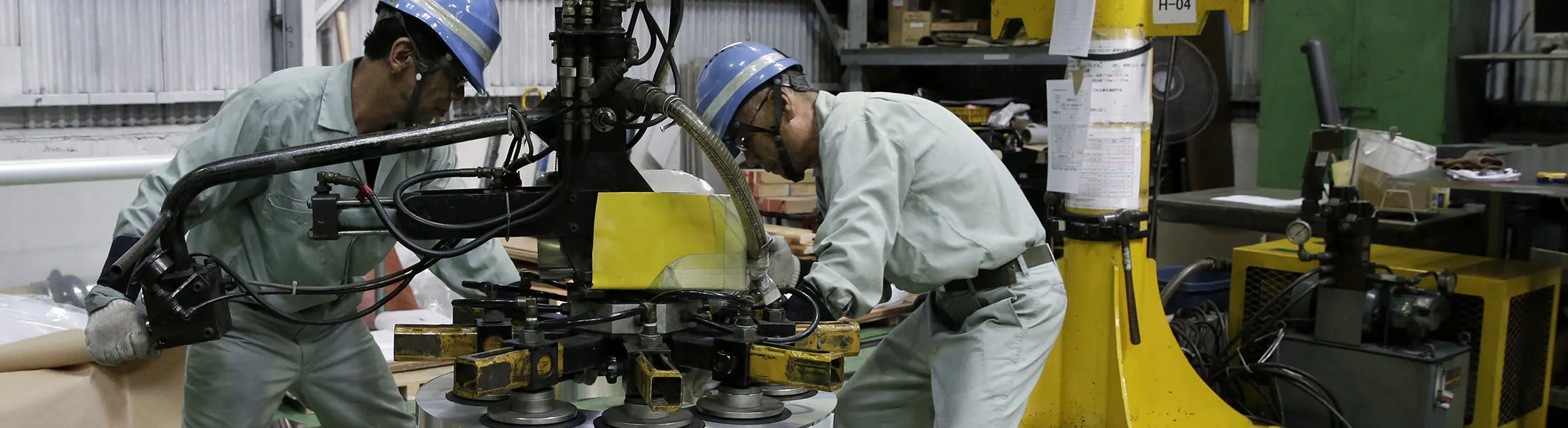 1501460953_japan manufacturing lede