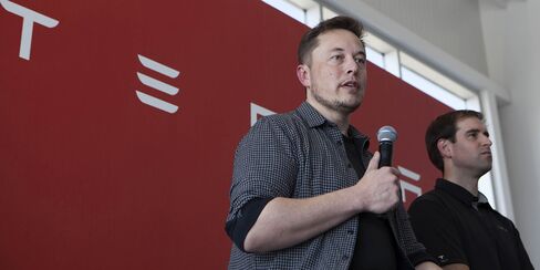 1469597122_tesla musk