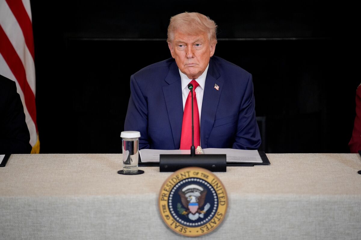 🟪"Trump e Musk: Un Nuovo Inizio tra Starlink e Buoni Auguri"
