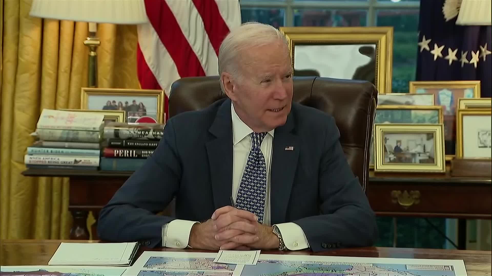 Watch Biden Urges American Holiday Travelers to 'Leave Now' - Bloomberg