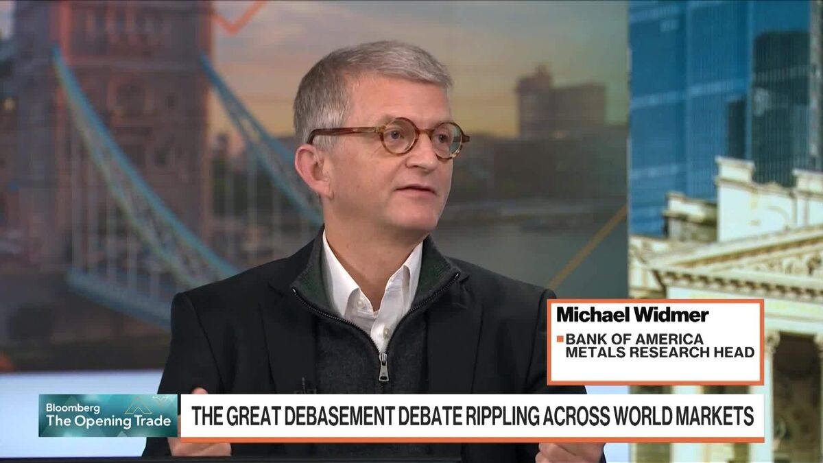 Gold Entry Points ‘Are Coming,’ BofA’s Widmer Says