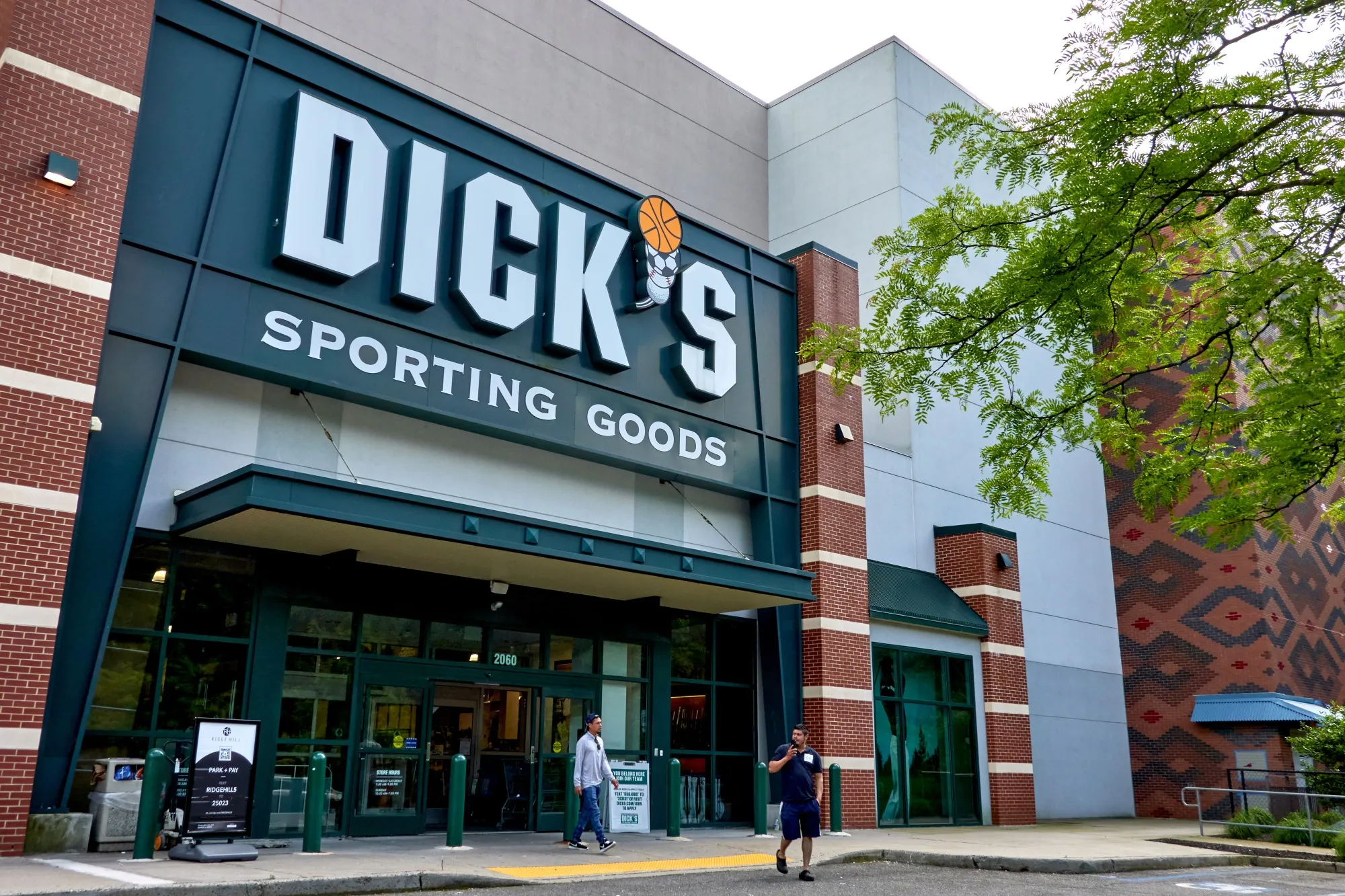 A Dick's Sporting Goods Inc. store in New York.&nbsp;
