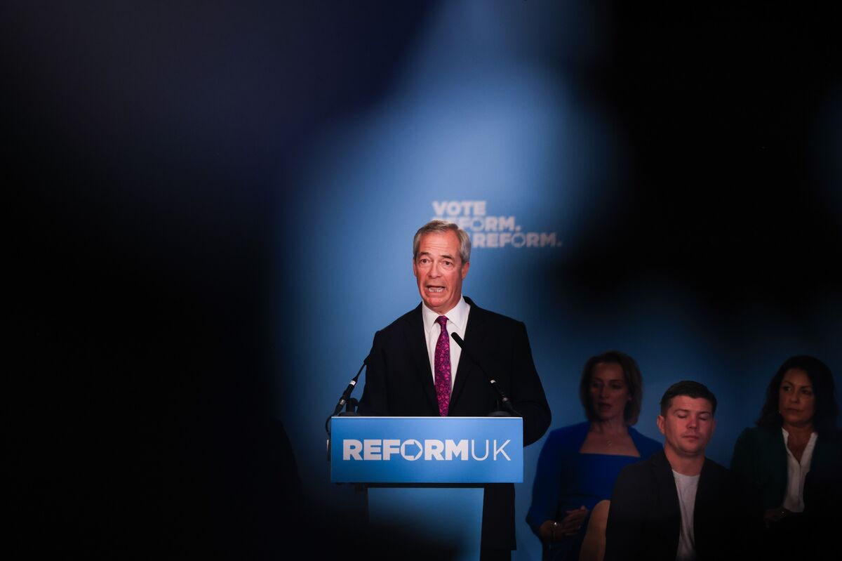 Farage’s Reform Lures UK Lobbyists in Sign of Building Momentum