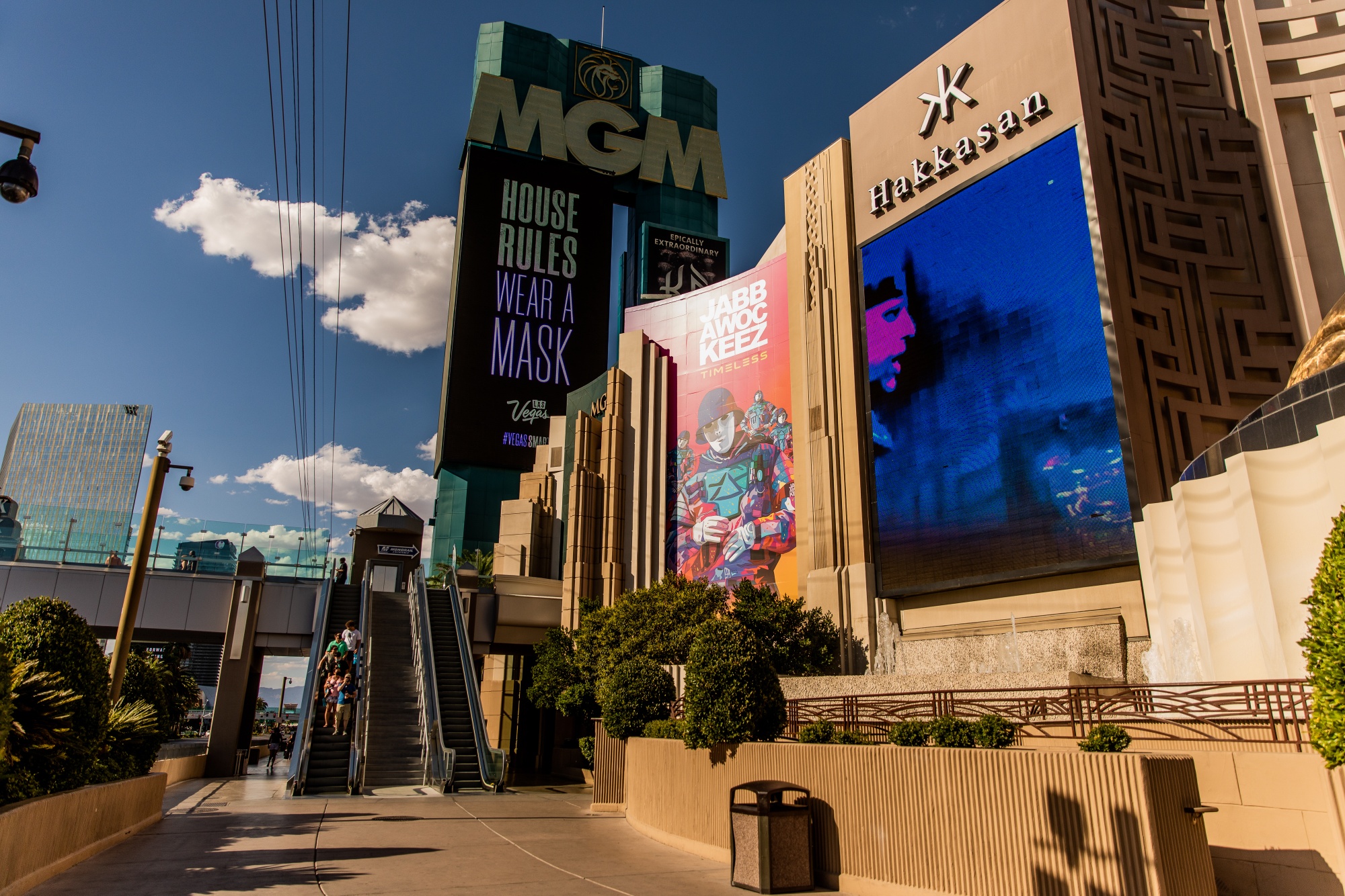 MGM Resorts Tops Estimates On Gains In Vegas Macau Bloomberg