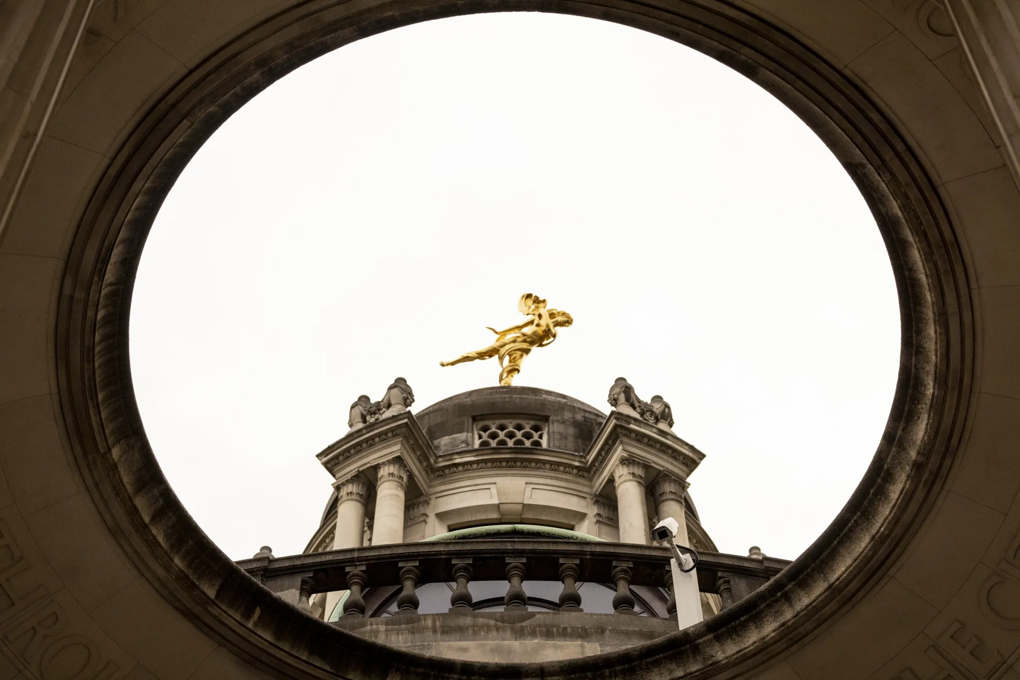 The statue of Ariel at Tivoli Corner on the Bank of England.