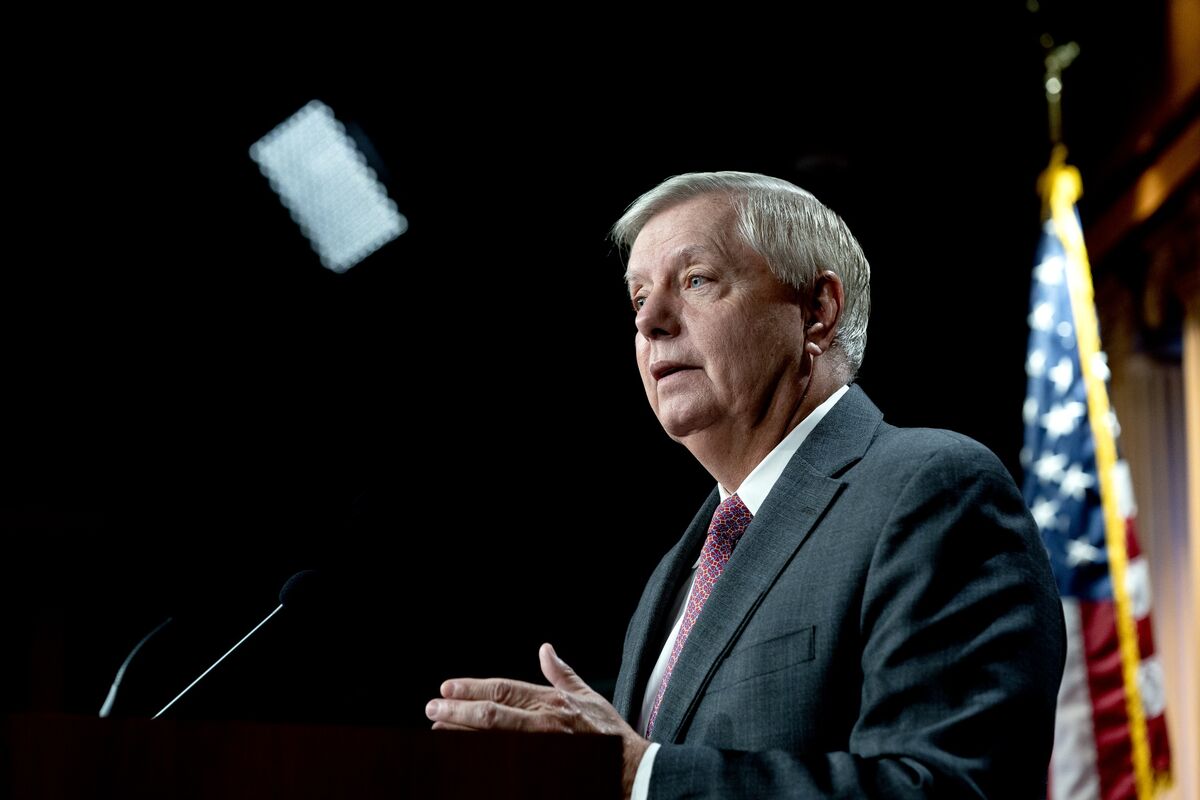 Lindsey Graham Tests Positive for Covid-19; GOP Senator Says He's ...