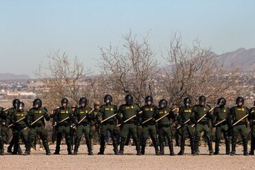 TOPSHOT-MEXICO-US-BORDER-DRILL
