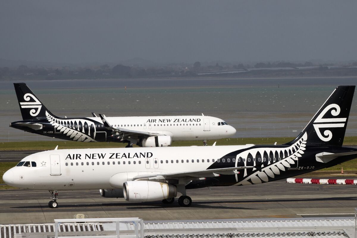 Air New Zealand Full-Year Profit Falls 15%, Sees Weakness Ahead