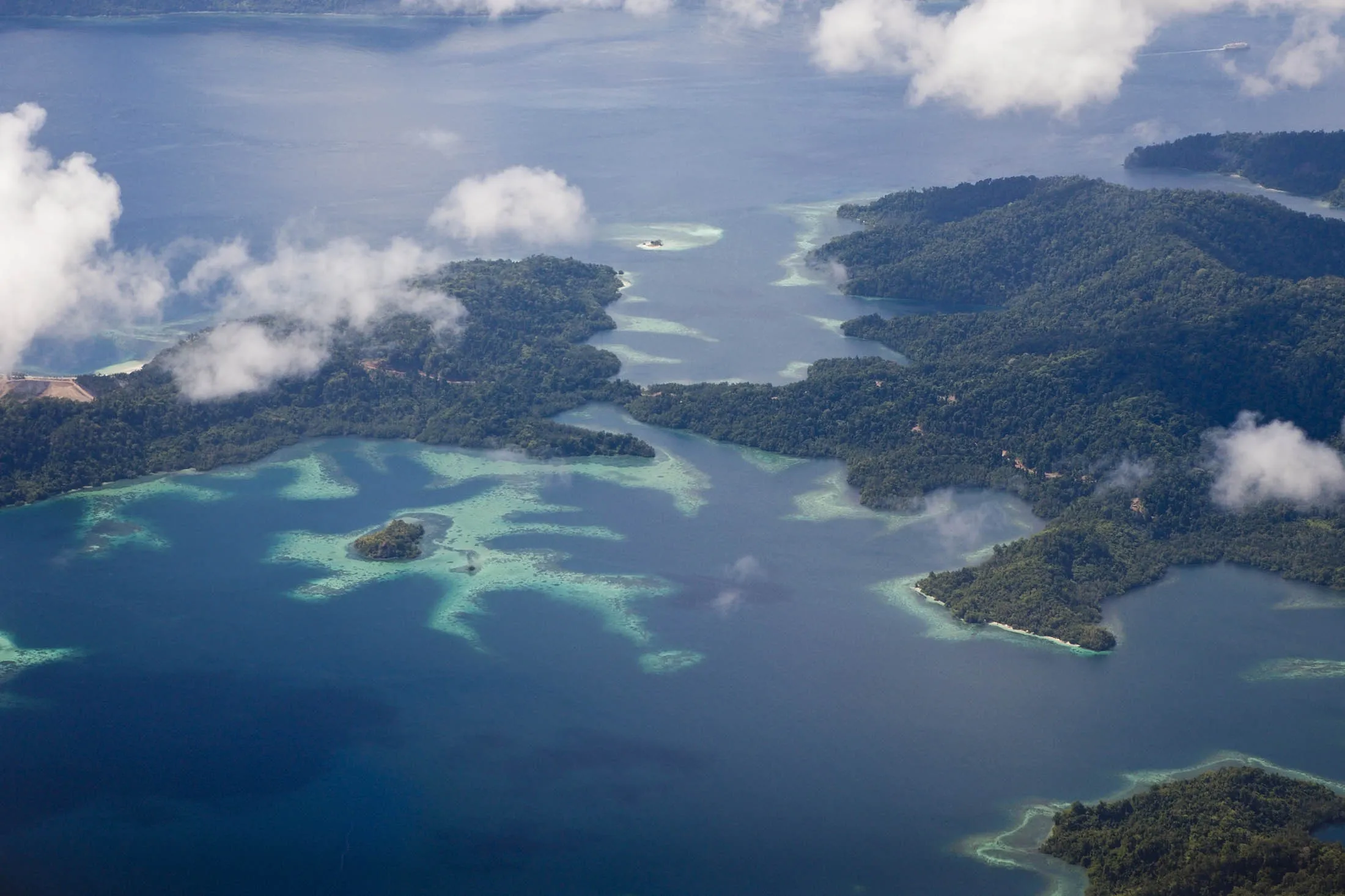 (GERMANY OUT) Islands near Sorong, Raja Ampat, West Papua, Indonesia

