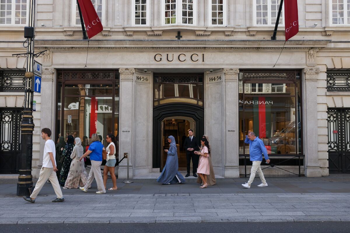 Kering Shows Signs of Progress in Reviving Sales at Gucci
