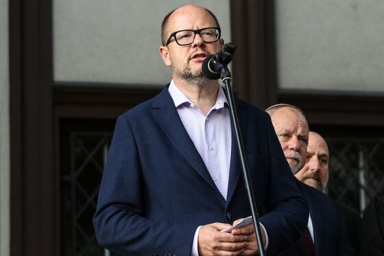 Shock Murder of Polish Mayor Turns Into a Political Blame Game