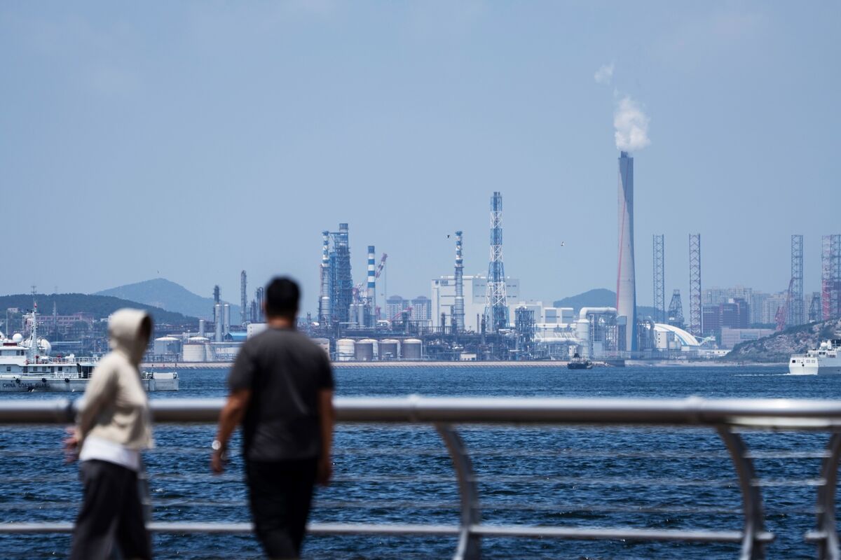 China Climate Plan Pushes Renewables in Factories, Data Centers