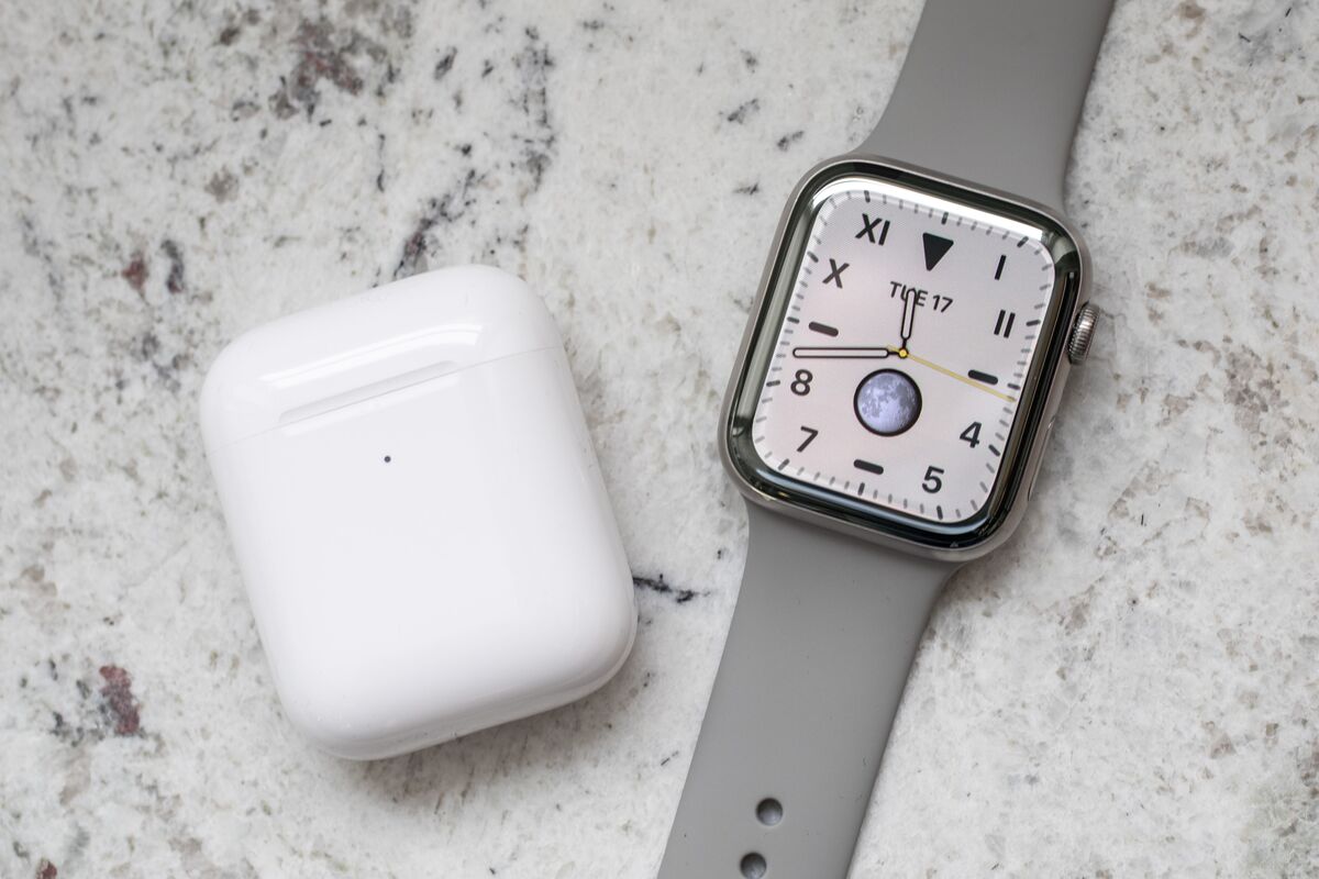 Where to Get an Apple Watch After Ban: Walmart, Best Buy - Bloomberg