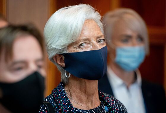 Lagarde’s Mixed Report Card After One Year at European Central Bank